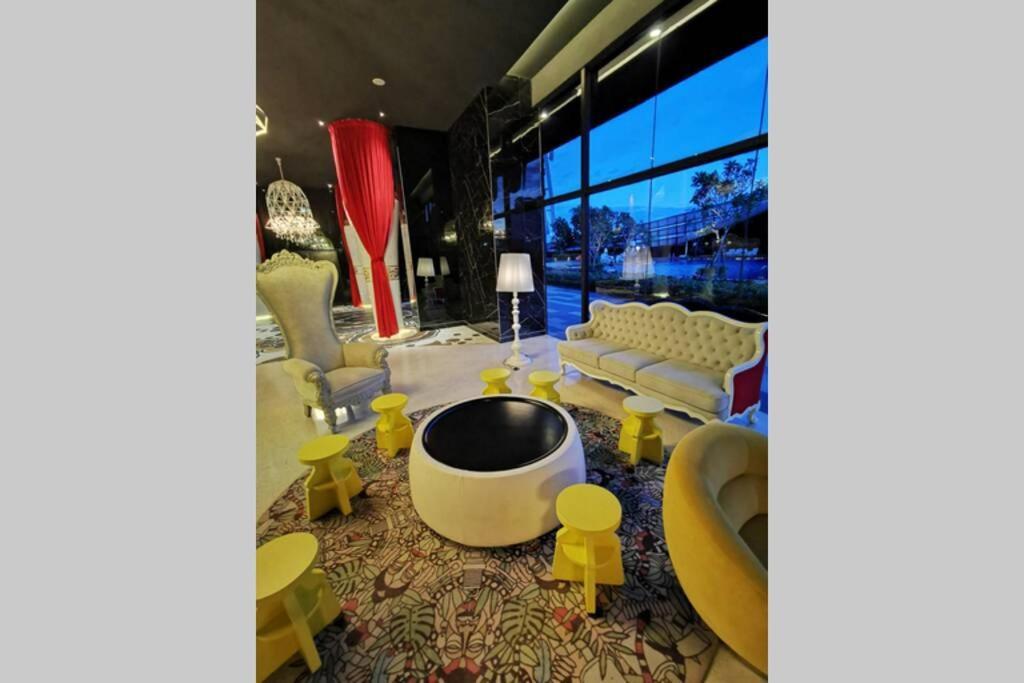 Happyhome @ Arte Mont Kiara Kuala Lumpur Hartamas Damansara Buitenkant foto